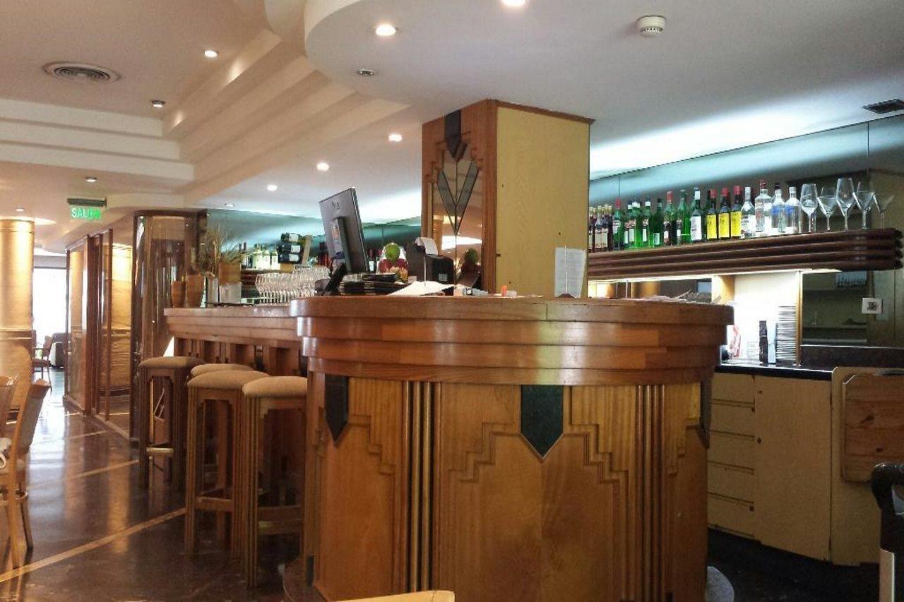 Solans Riviera Hotel 4*