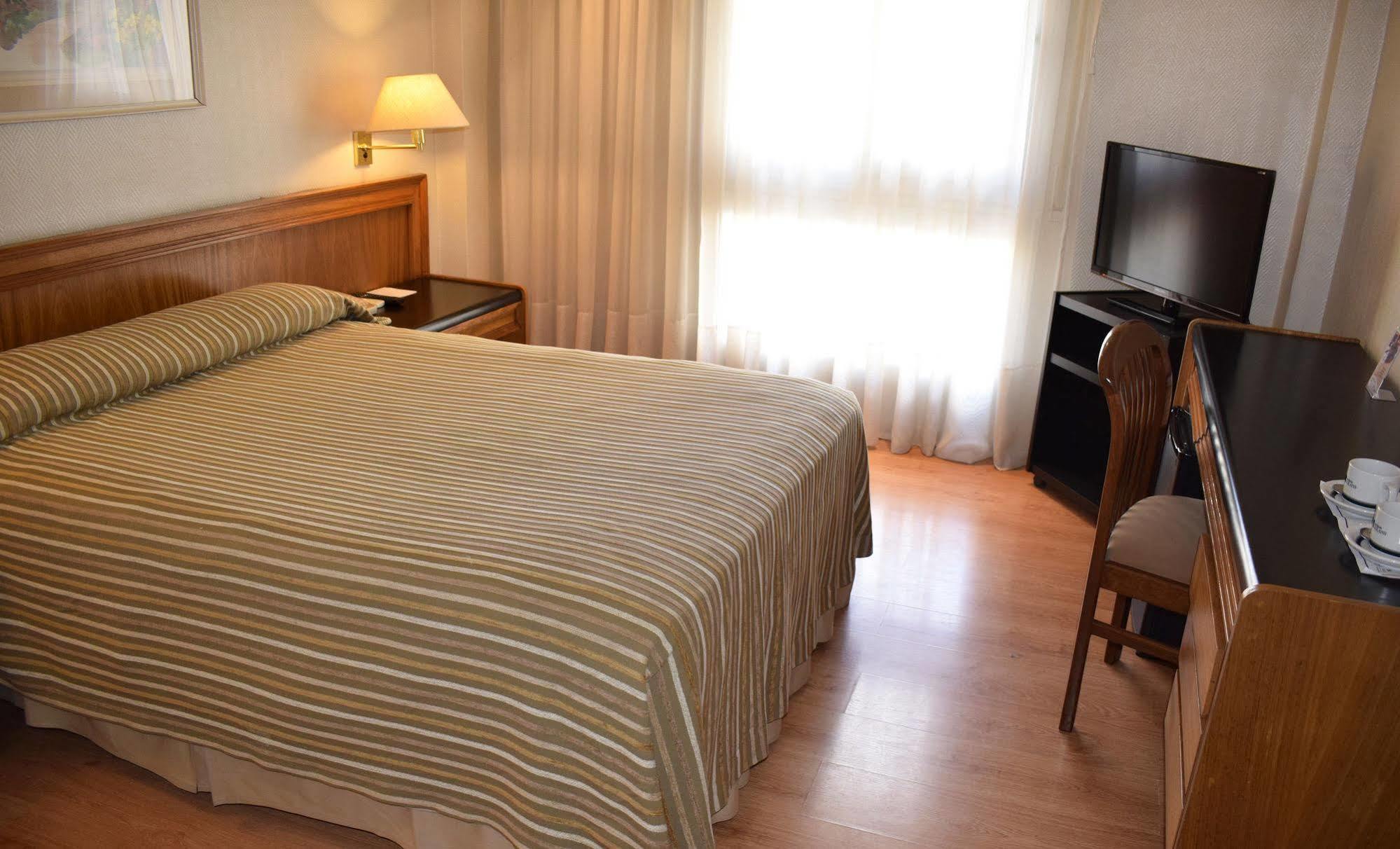 Solans Riviera Hotel Rosário